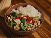 A picture of coriander green chili