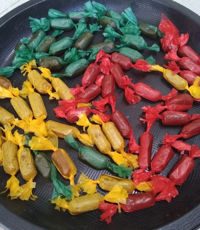 Porno mavzudagi musiqa videolari Sovet kinosida yalangoch aktrisalar