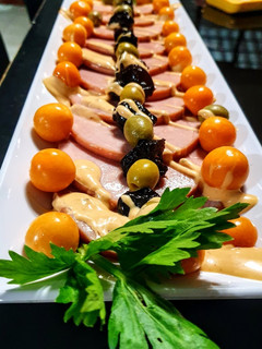 Una foto de JAMÓN De Cerdo🐽con Mayonesa al Chipotle...!🥳