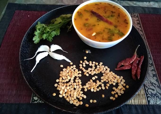 Khatti meethi gujarati dal