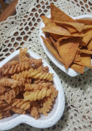 صورة لوصفة مكرونة مقرمشة و دوريتوس صنع منزلي 😋😍