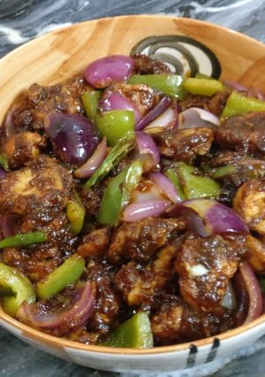 A picture of Chilli Chicken.