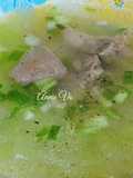 Canh đuôi heo nấu bí xanh