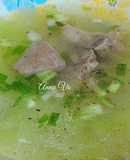 Canh đuôi heo nấu bí xanh