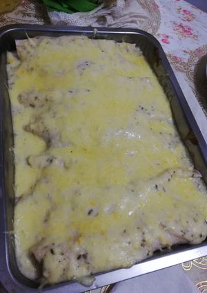 Una foto de Panqueque de acelga con salsa blanca... riquísima
