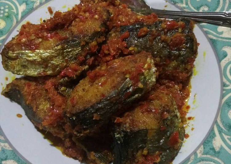 Balado ikan tenggiri