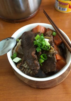 牛肉麵 的食譜成品照片