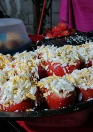 Una foto de Tomates rellenos de atún