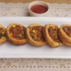 A picture of Cheesy veg discs.