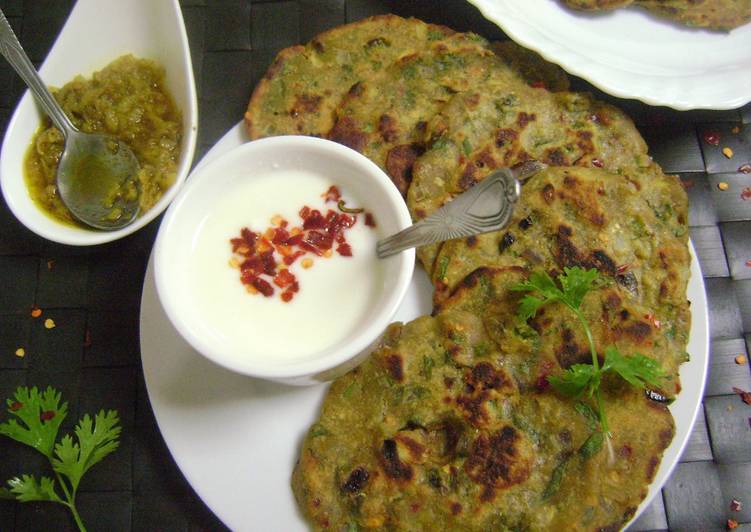 Recipe of Quick Spinach Thalipeeth