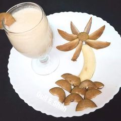 A picture of Cheeko & Banana Milk shake.