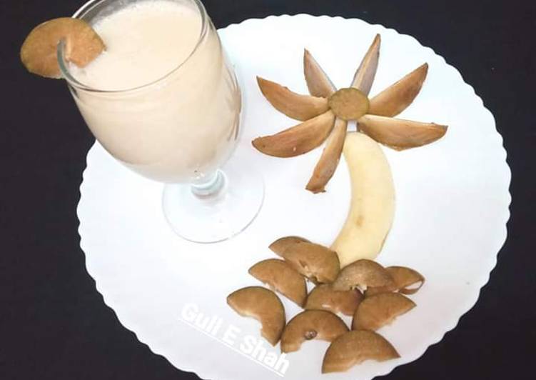 Recipe of Favorite Cheeko &amp; Banana Milk shake