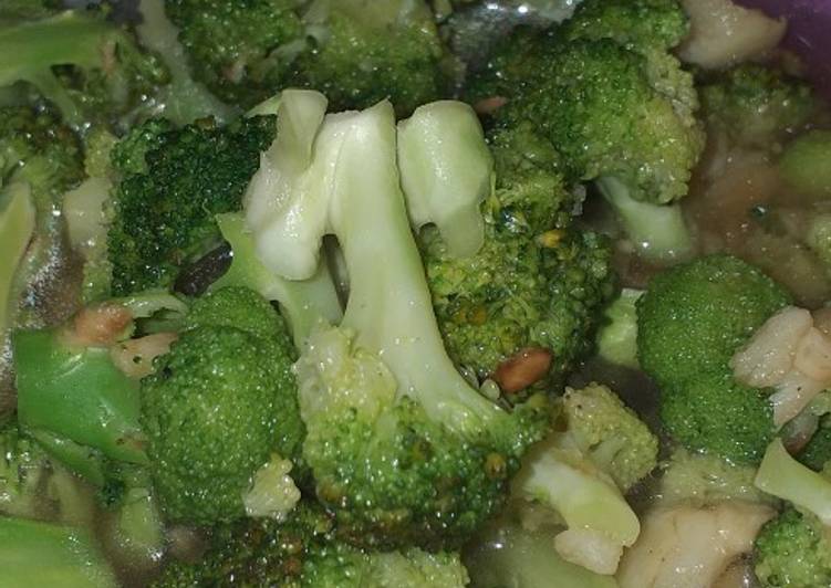 Brokoli cah bawang putih
