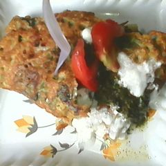 A picture of Spinach cheela.