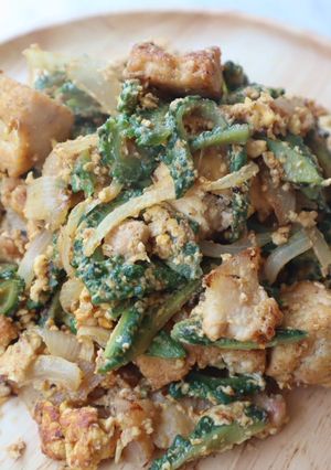 รูปของ ผัดมะระสไตล์โอกินาวา Goya Chanpuru