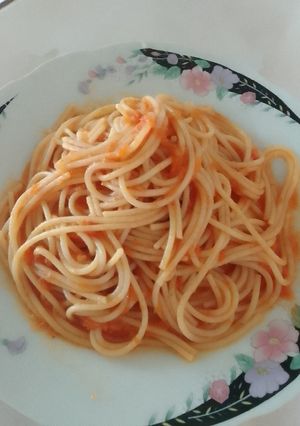Una foto de Spaghetti en salsa al limón (fideos veganos)