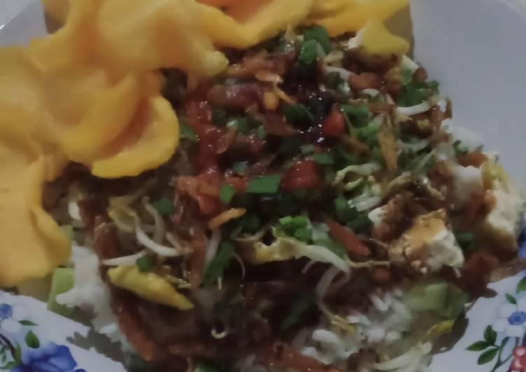 Resep Nasi Lengko khas Cirebon, Bikin Ngiler