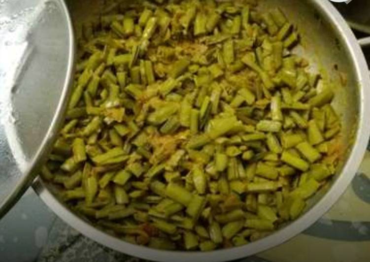 Recipe of Perfect Hyderabadi Gawaar ki Phalli and Til/Cluster Beans &amp; Sesame Seeds