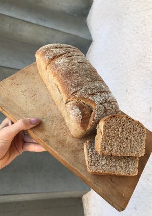 Teljes kiőrlésű kenyér 🍞 recept fotója