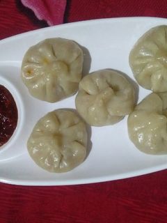 मोमोज (Momos recipe in hindi) रेसिपी मुख्य फोटो