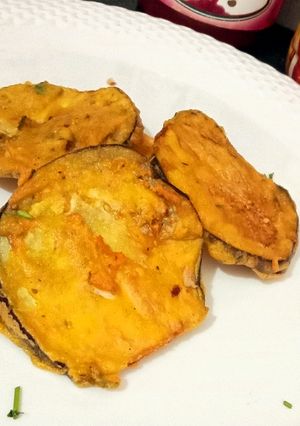 बैंगन के पकोड़े (Baingan ke Pakode recipe in hindi) रेसिपी मुख्य फोटो