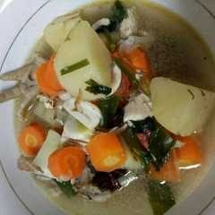 Sop ceker ayam sederhana (enak) রেসিপির প্রধান ছবি