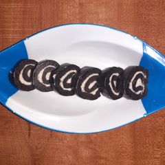 A picture of Oreo biscuit mithai.