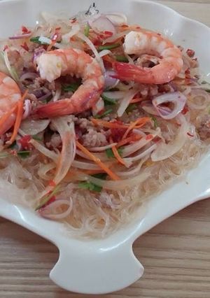 Hình của món Miếu Trộn kiểu Thái, chua chua...ngọt ngọt...cay... thơm 😍.