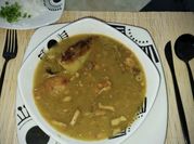 Una foto de bistec en cazuela