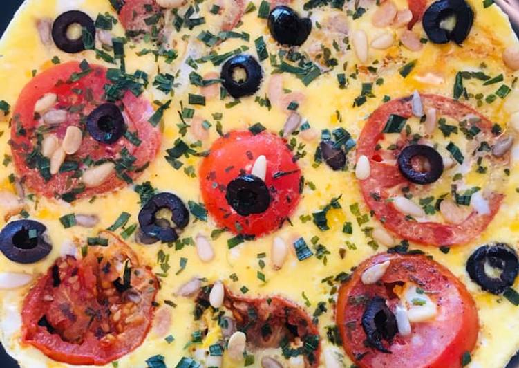 La Meilleur Recette De Omelette aux Tomates et Olives noires