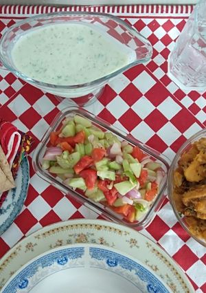 A picture of Chicken Aloo Gobhi.