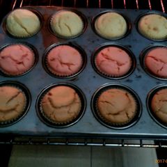 A picture of Flavoured cupcakes.