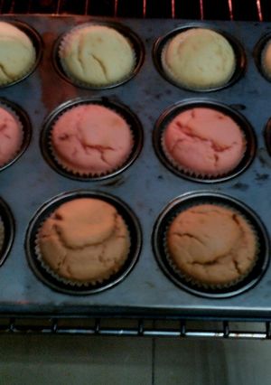 A picture of Flavoured cupcakes.
