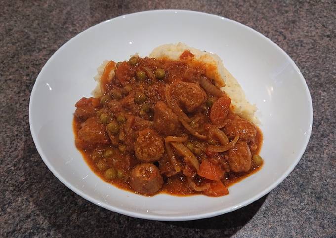 Slow Cooker Curried Sausages