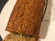 Una foto de budin de bananas microondas