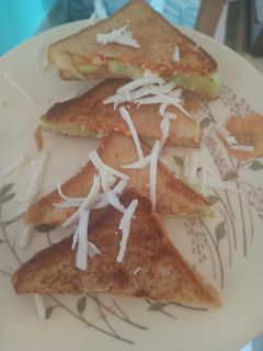 वेज पनीर सैंडविच (Veg paneer sandwich recipe in hindi) रेसिपी मुख्य फोटो