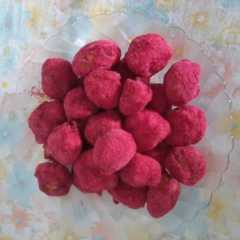 A picture of Bola-bola pisang goreng pasir.
