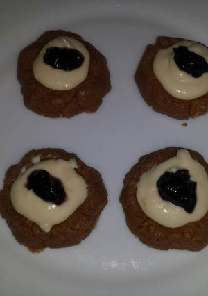 A picture of Blueberry Cheesecake Cookies.