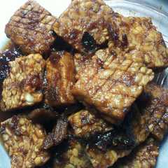 A picture of Tempe Bacem Gurih Mantab 😘😘😘.