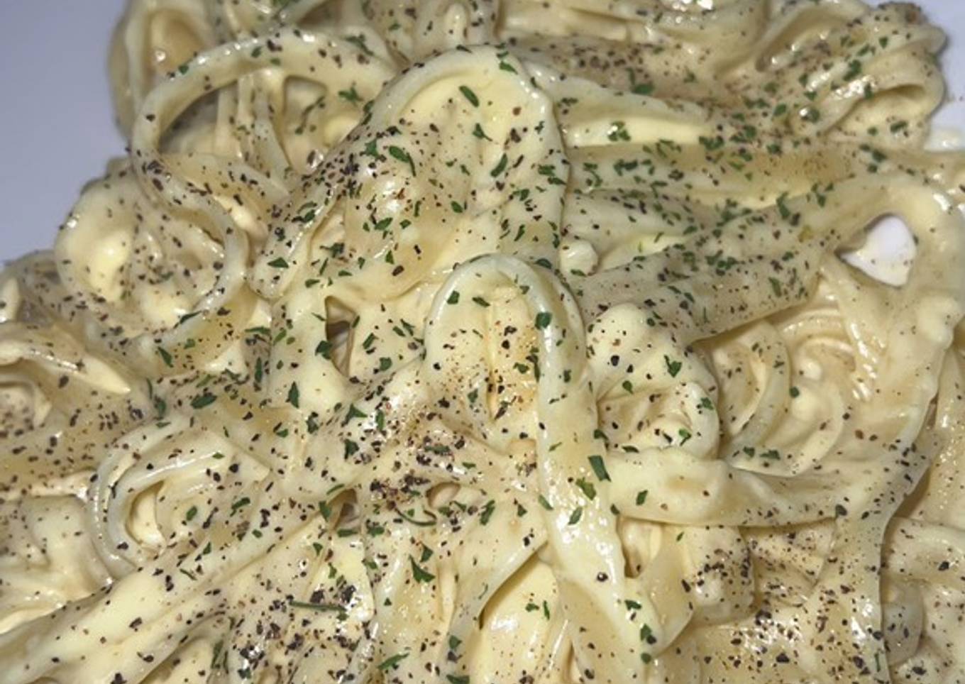 Fettuccine Alfredo