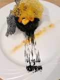Risotto à l'encre de Seiche etCrevettes au Curcuma