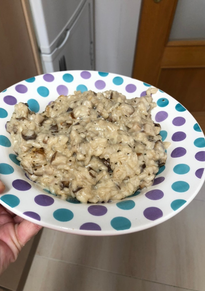 Una foto de Risotto de setas shiitake