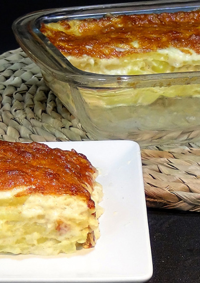 Una foto de Patatas a la crema gratinadas al horno
