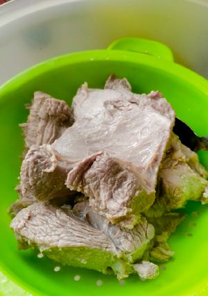 Foto resep Merebus Daging Empuk