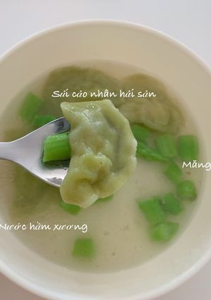 Hình của món Sủi cảo nhân hải sản.