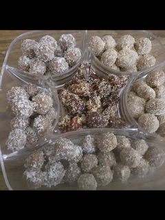 صورة لوصفة حلى فخامه كرات جوز الهند وطعم لذيذ جداً 😋😋😋😋😋