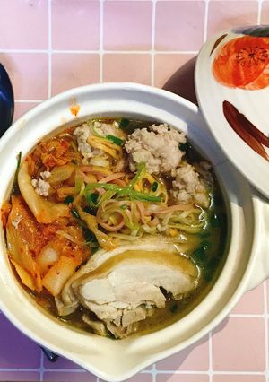 Hình của món Mì gà mọc cay.