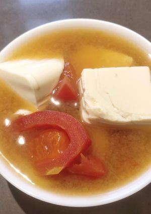 A picture of Tofu Soup.