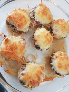 Una foto de Champiñones rellenos