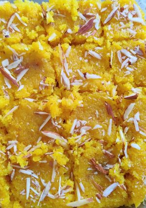 A picture of Coconut barfi.